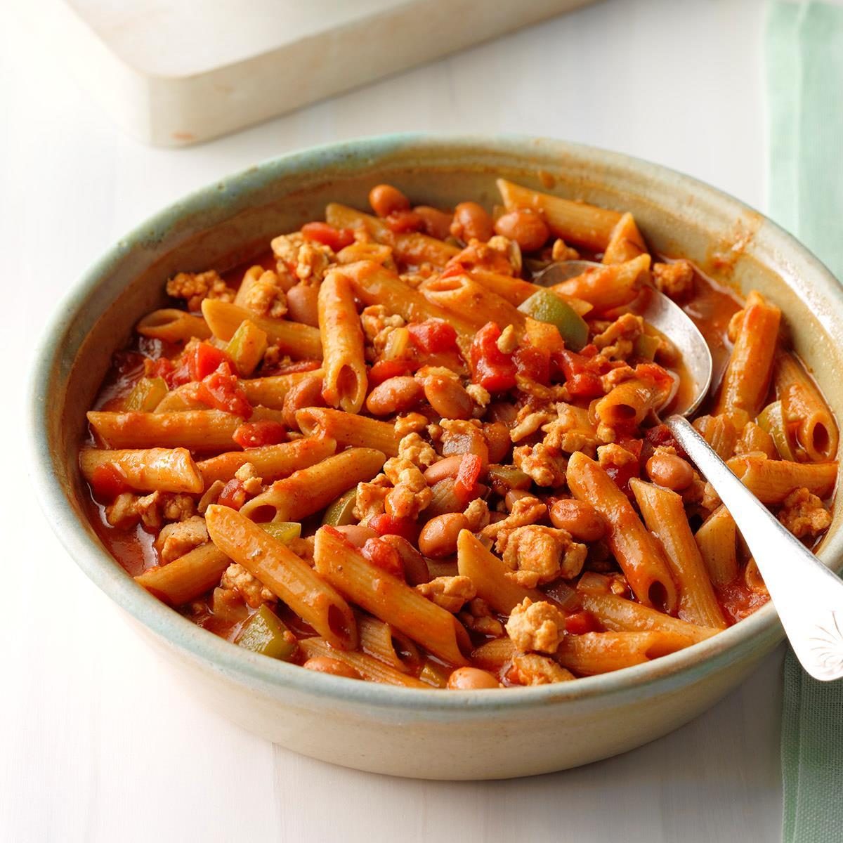 One Pot Chili Mac Exps Opbz18 46363 E06 07 1b 9