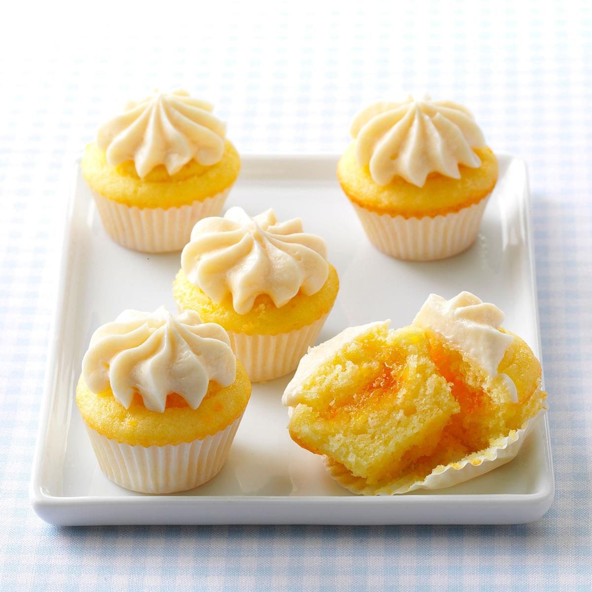 https://www.tasteofhome.com/wp-content/uploads/2018/01/Orange-Dream-Mini-Cupcakes_exps169905_TH143190B09_27_1b_RMS-5.jpg