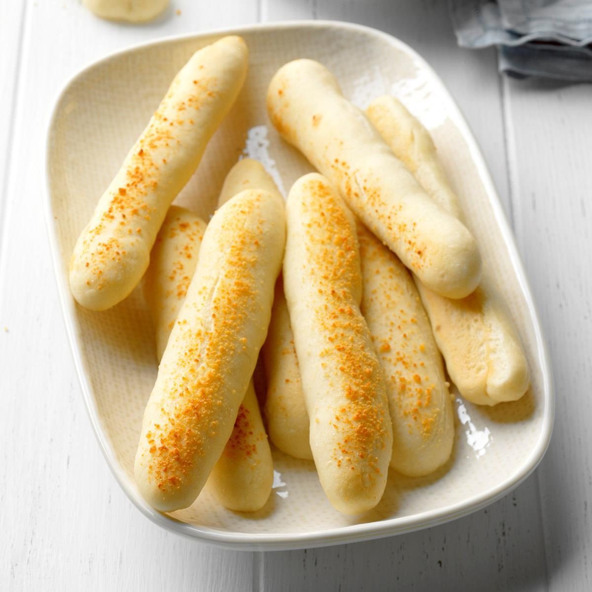 Parmesan Garlic Breadsticks Exps Cwfm19 25358 B10 12 9b 6