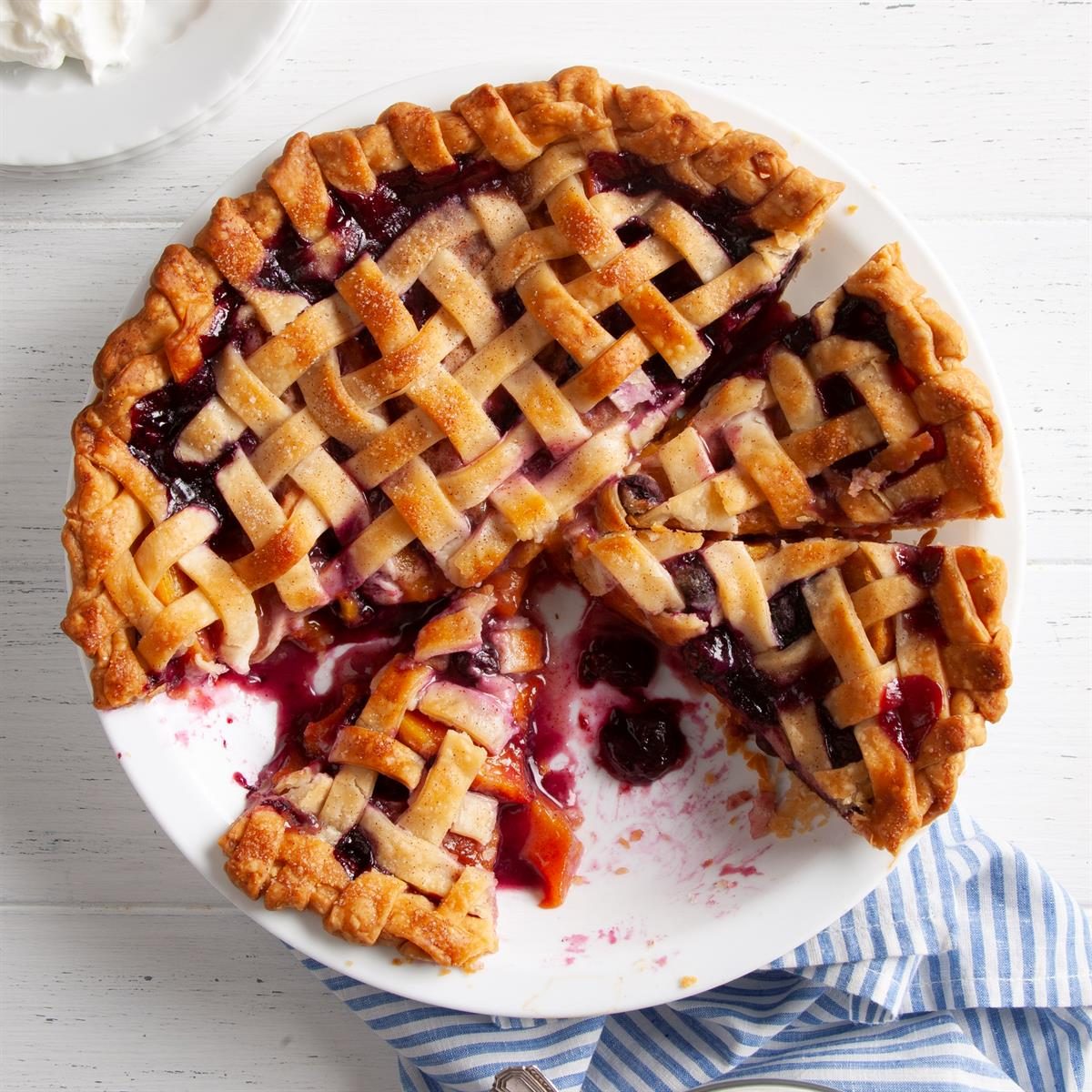 Peach Blueberry Pie Recipe: How to Make It
