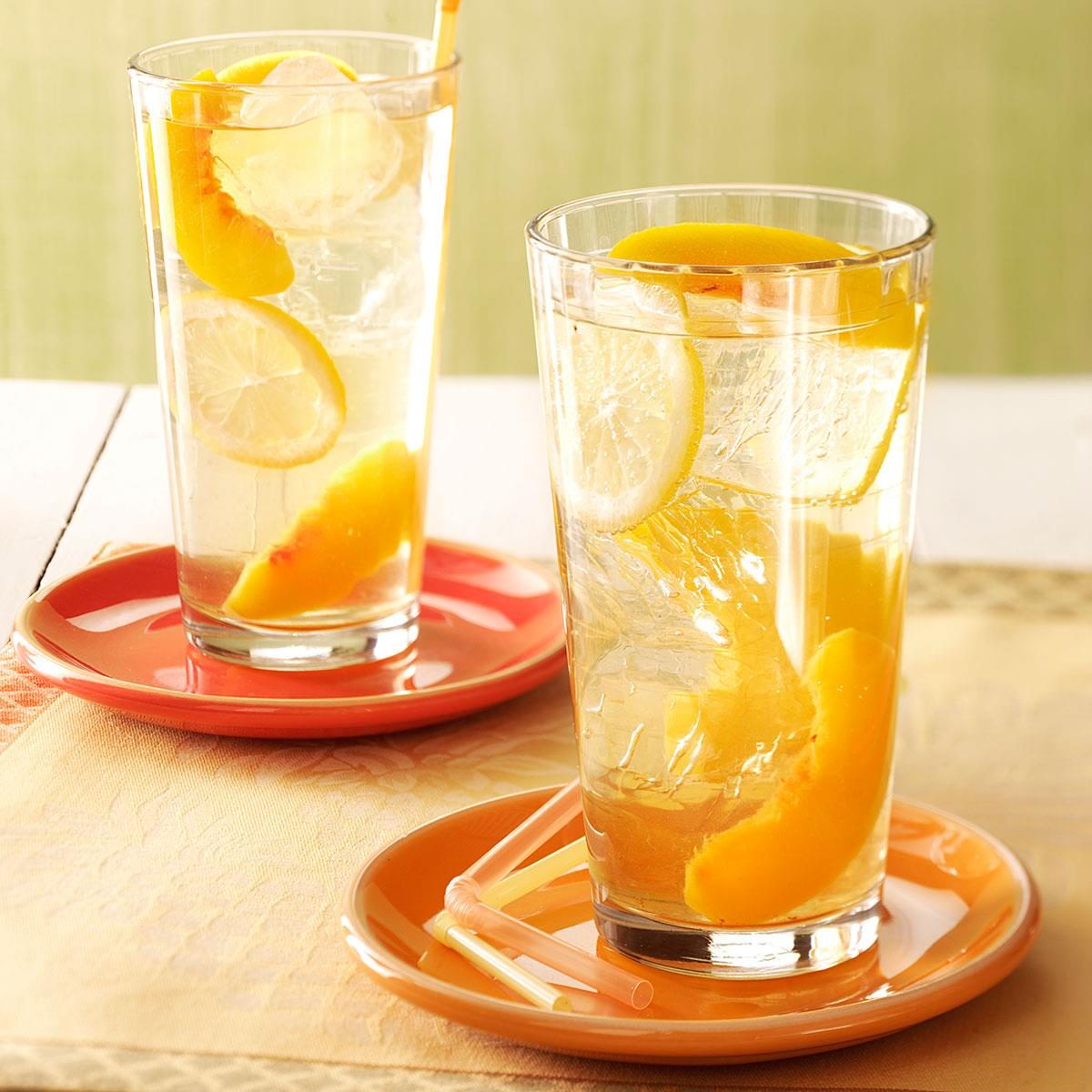 https://www.tasteofhome.com/wp-content/uploads/2018/01/Peach-Wine-Coolers_exps43006_BS2282136C04_15_3bC_RMS.jpg