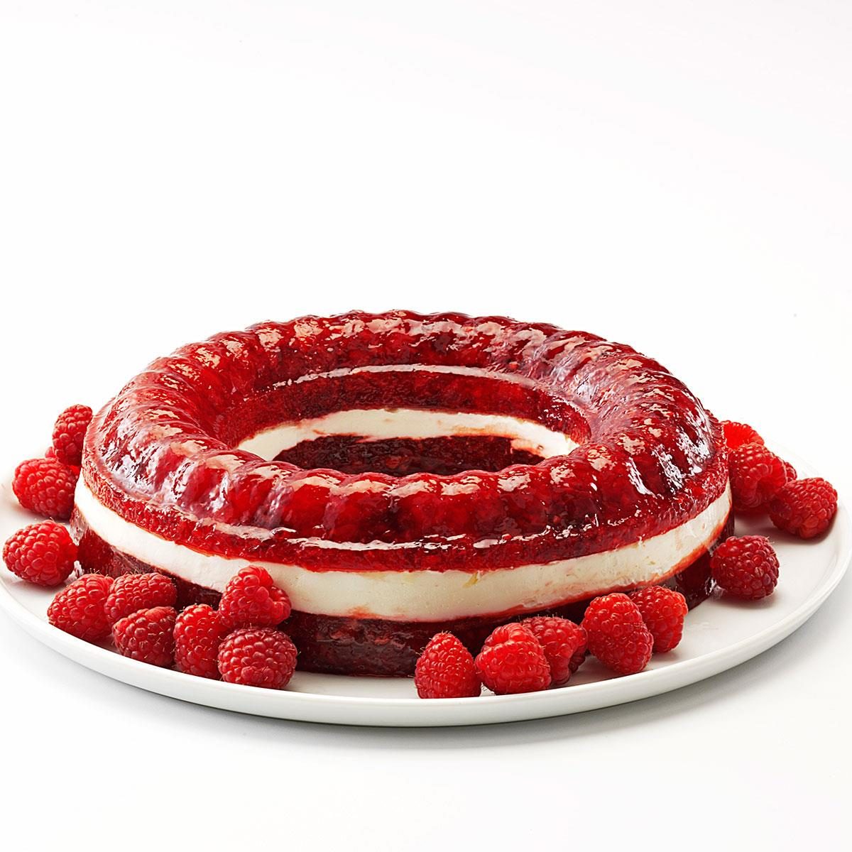 https://www.tasteofhome.com/wp-content/uploads/2018/01/Raspberry-Gelatin-Ring_exps16213_TH132104A06_26_23b_RMS.jpg?fit=700%2C1024