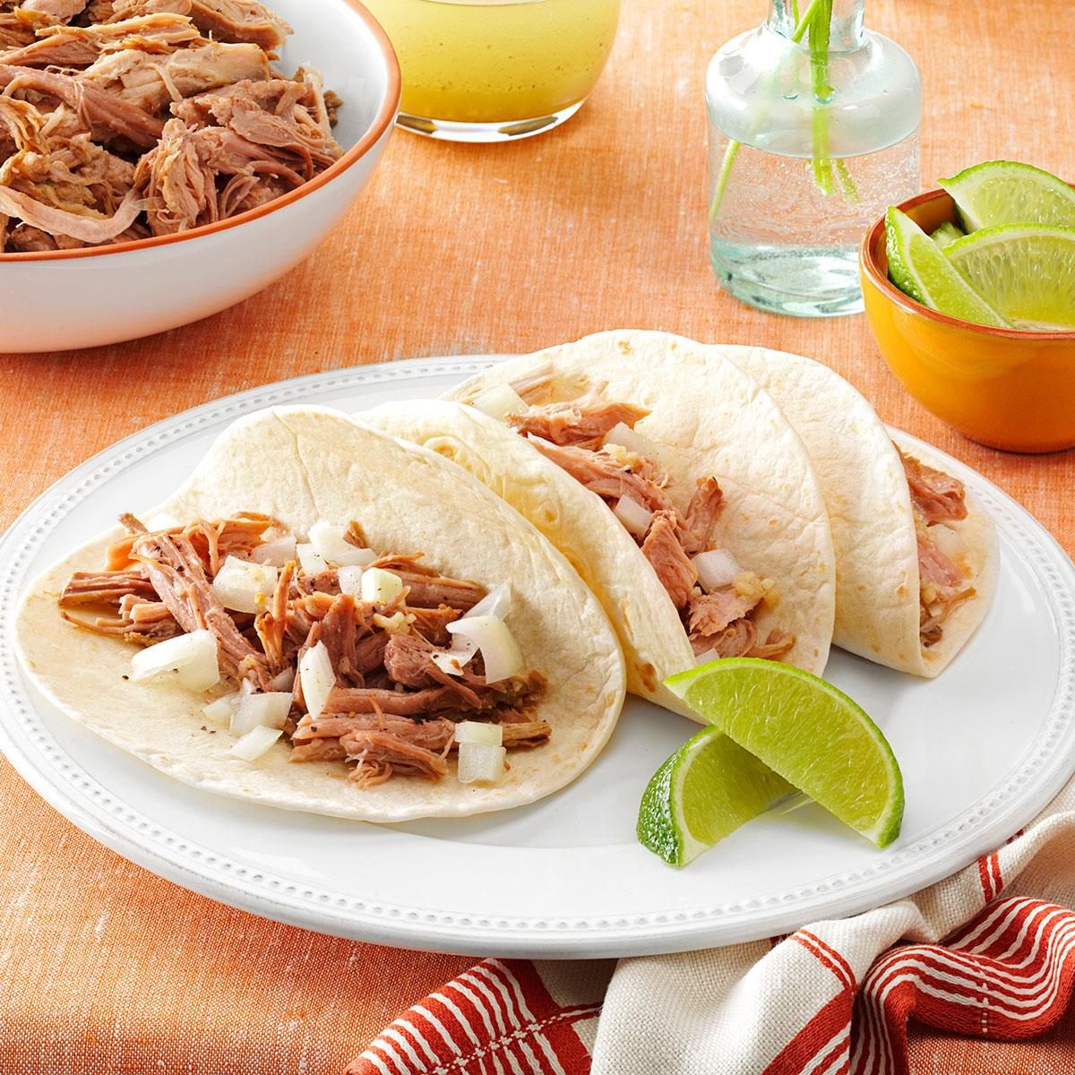Slow Cooked Pulled Pork With Mojito Sauce Exps163635 Thraa2874593b01 30 5bc Rms 2