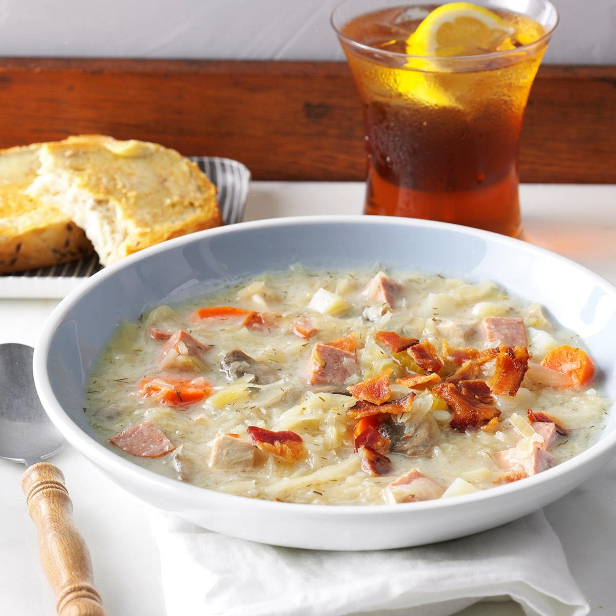 Slow Cooked Sauerkraut Soup Exps Hscbz18 7866 D08 16 5b 4