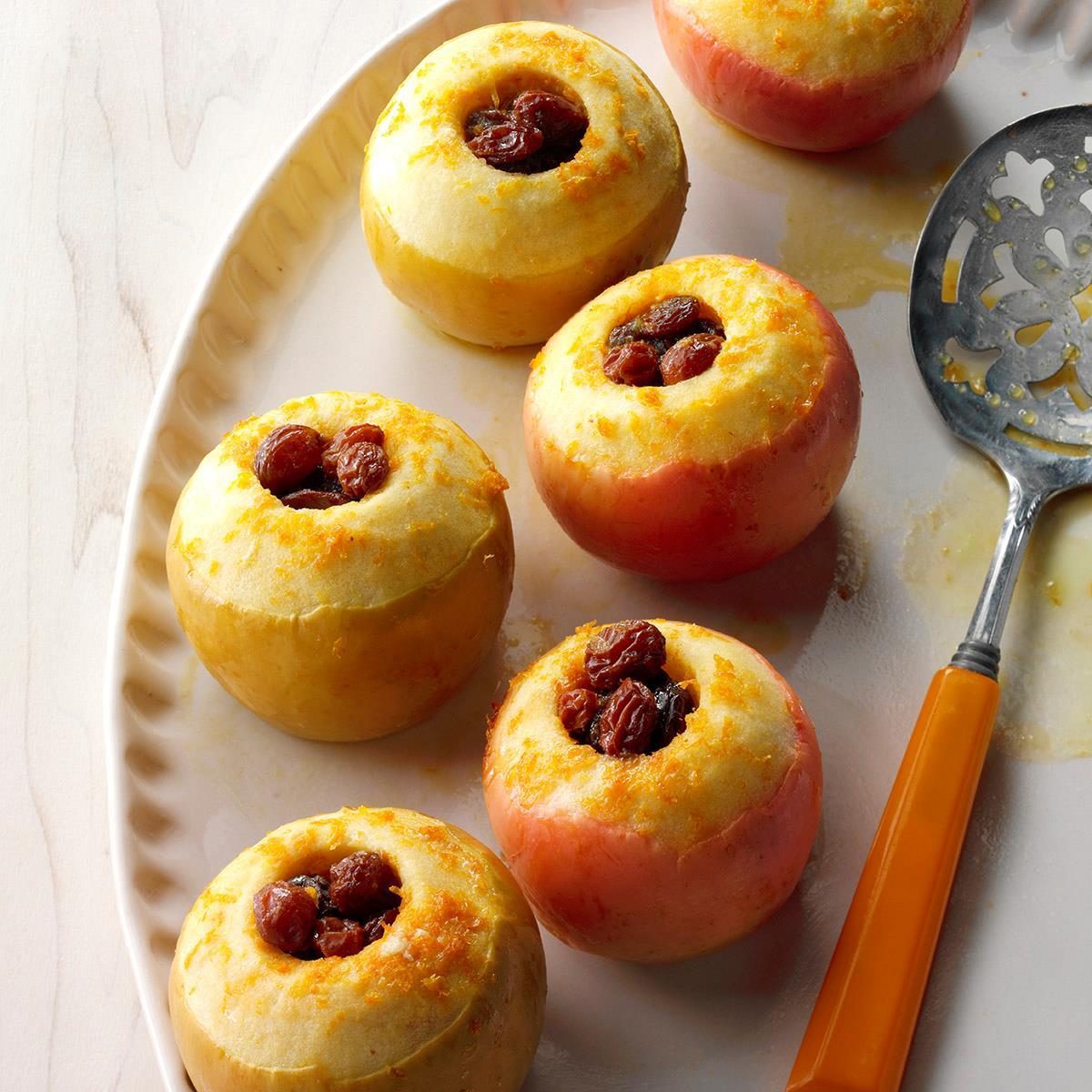 Slow-Cooker Baked Apples Recipe: How to Make It