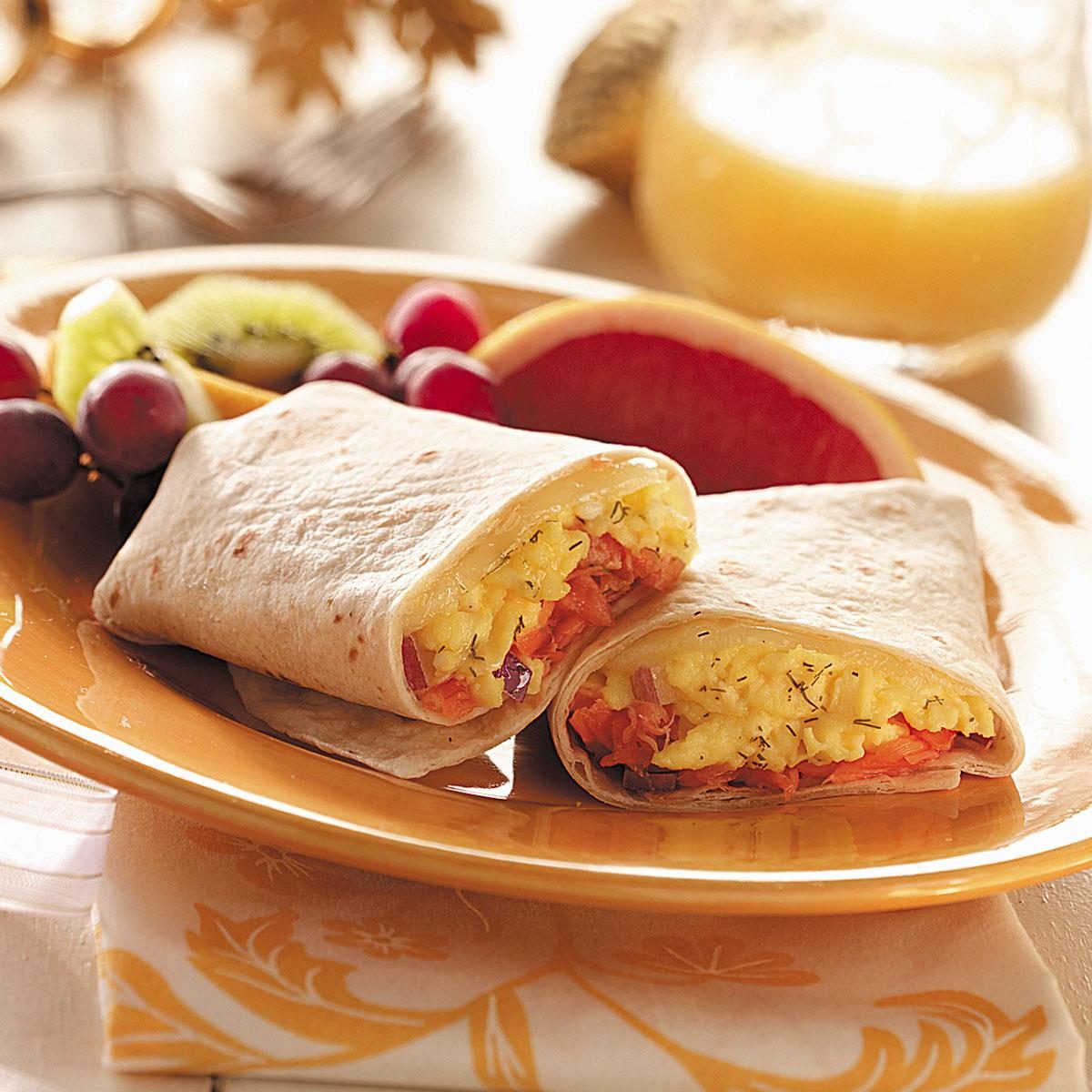 https://www.tasteofhome.com/wp-content/uploads/2018/01/Smoked-Salmon-and-Egg-Wraps_exps28814_CWC1597098D32_RMS-3.jpg