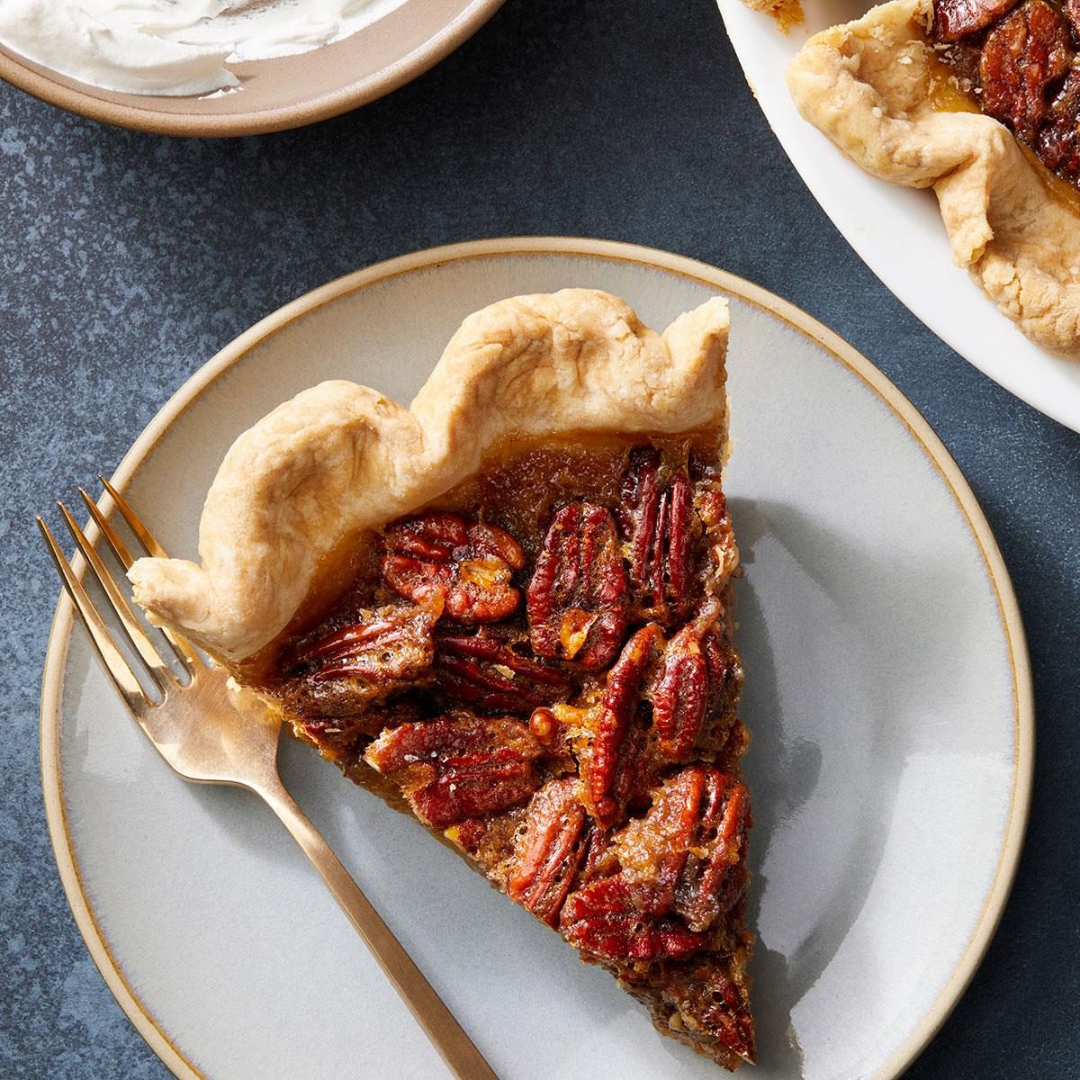 Southern Bourbon Pecan Pie Exps Tbz24 61881 Md P2 06 13 1b