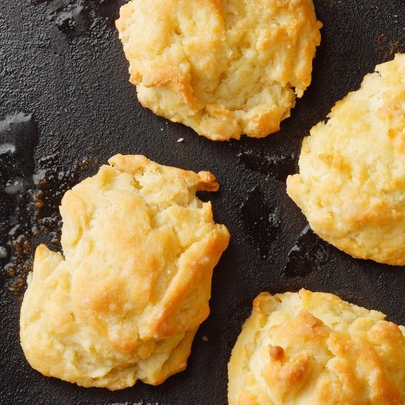 Simple Southern Style Drop Biscuits : r/castiron
