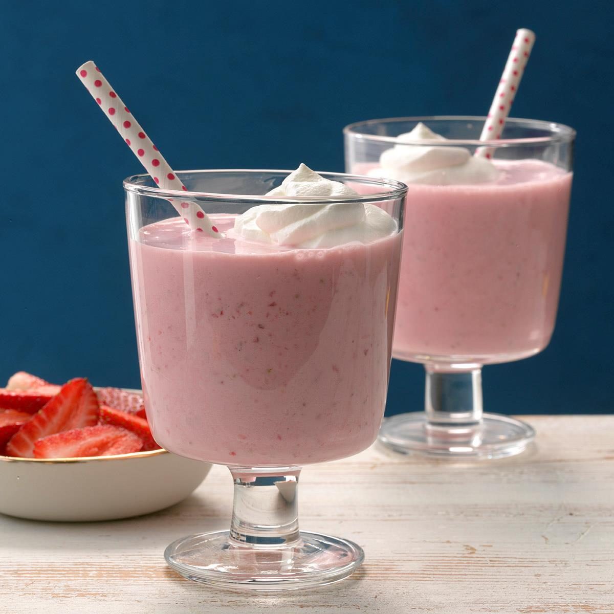 Strawberry Shakes Recipe: How to Make It