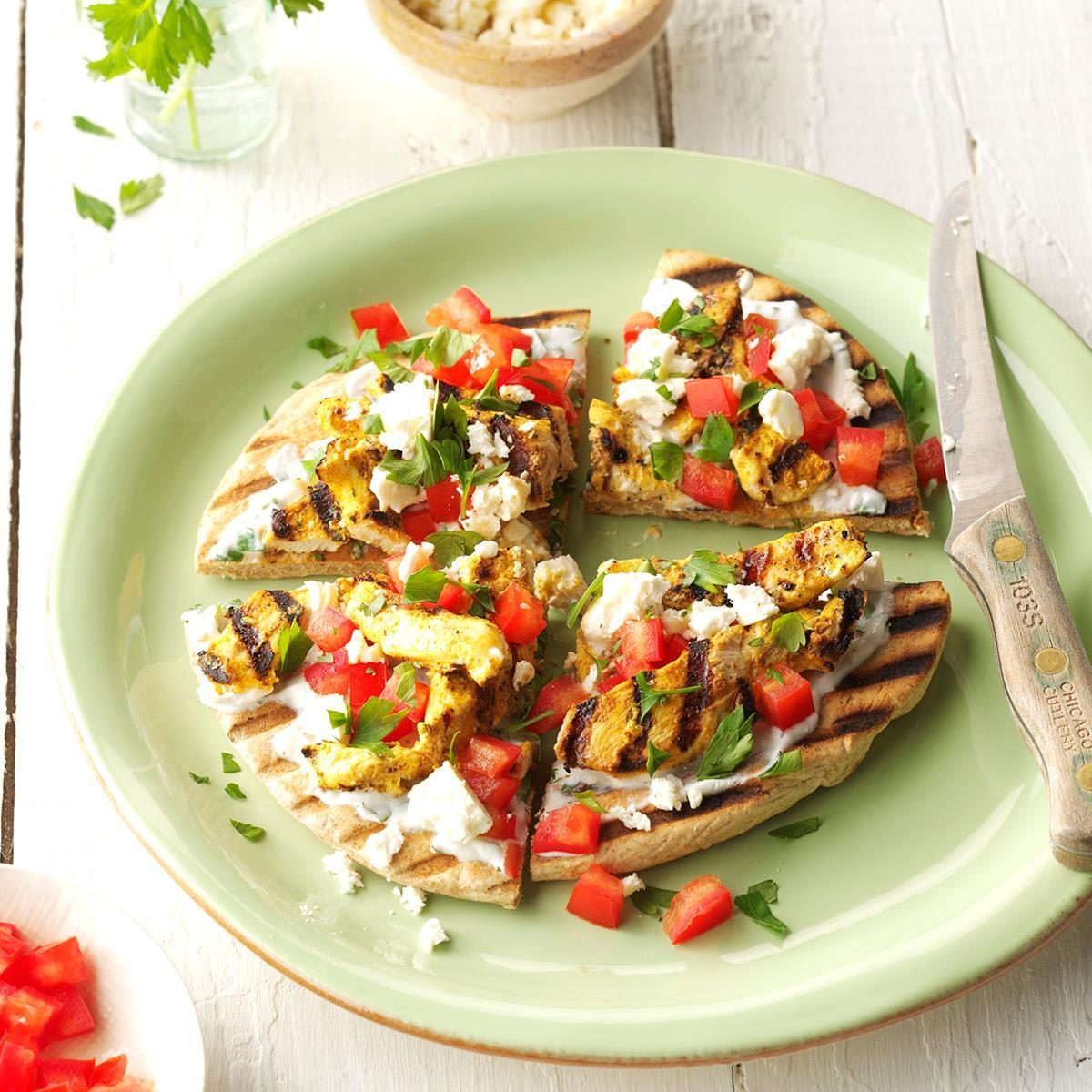 Tandoori Chicken Pita Pizzas