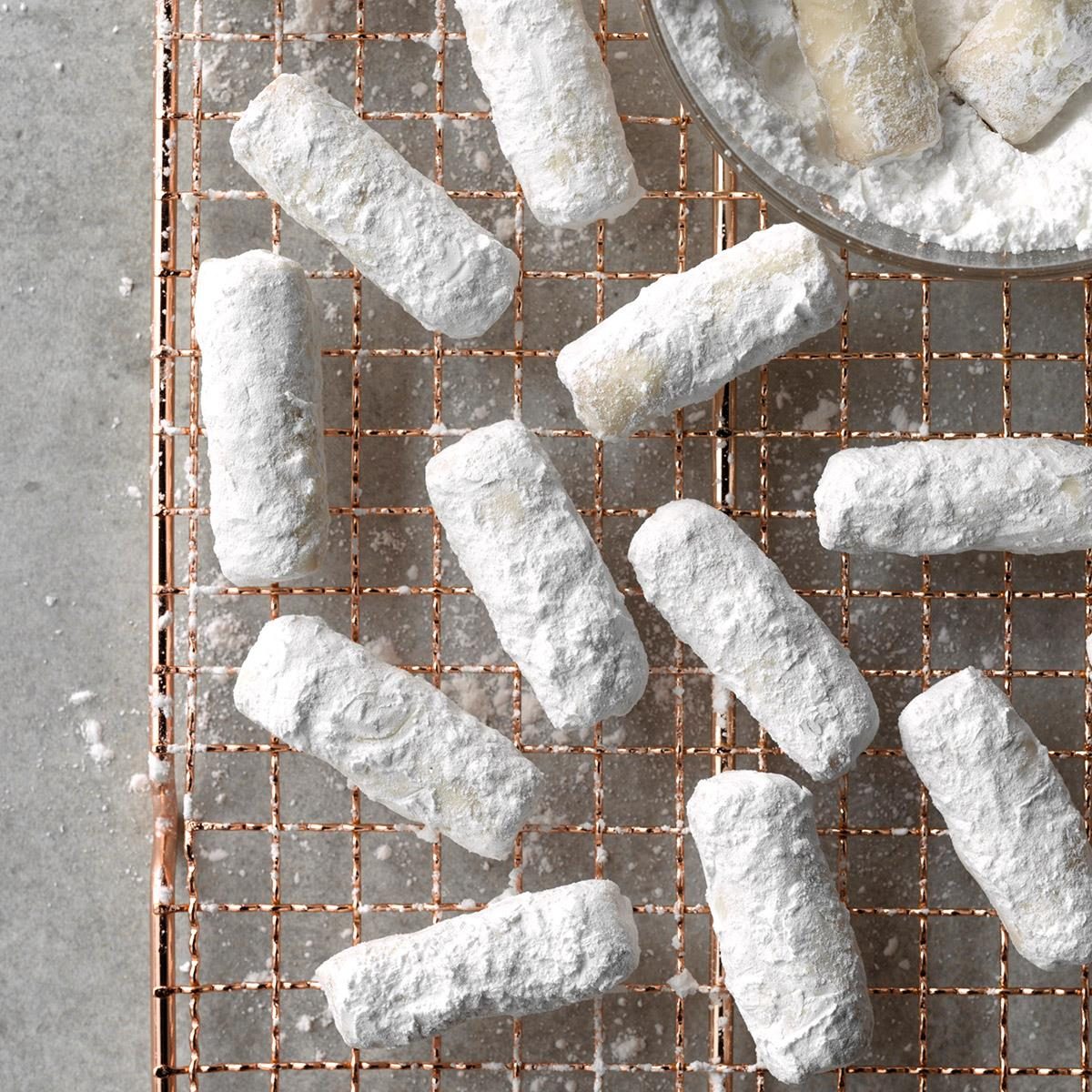 Alabama: Tender Pecan Logs