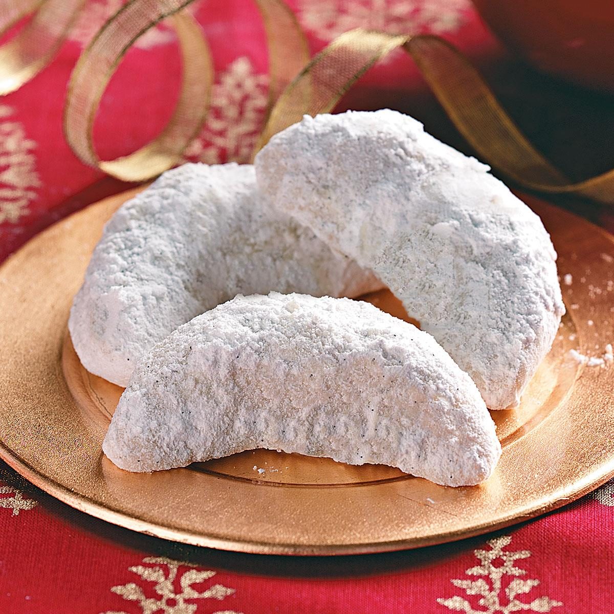 Vanilla Crescent Cookies Recipe How To Make It Taste Of Home