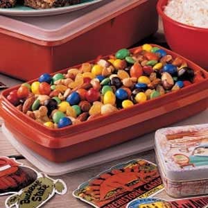 M&M Snack Mix Recipe: How to Make It