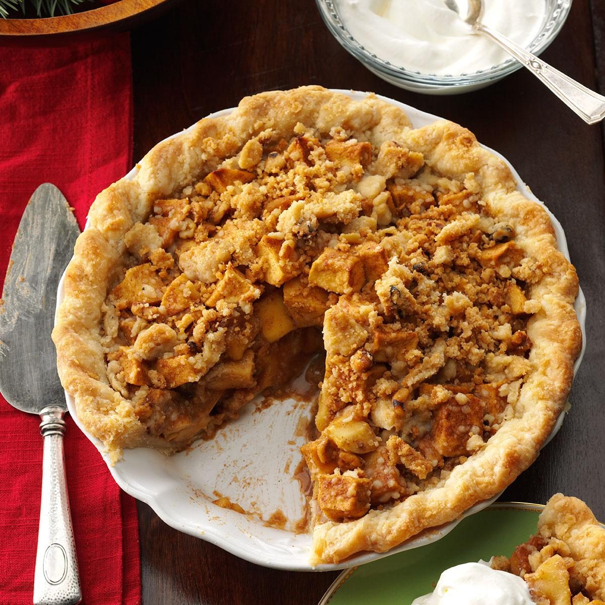 Caramel Apple Pie With Streusel Topping Recipe How To Make It