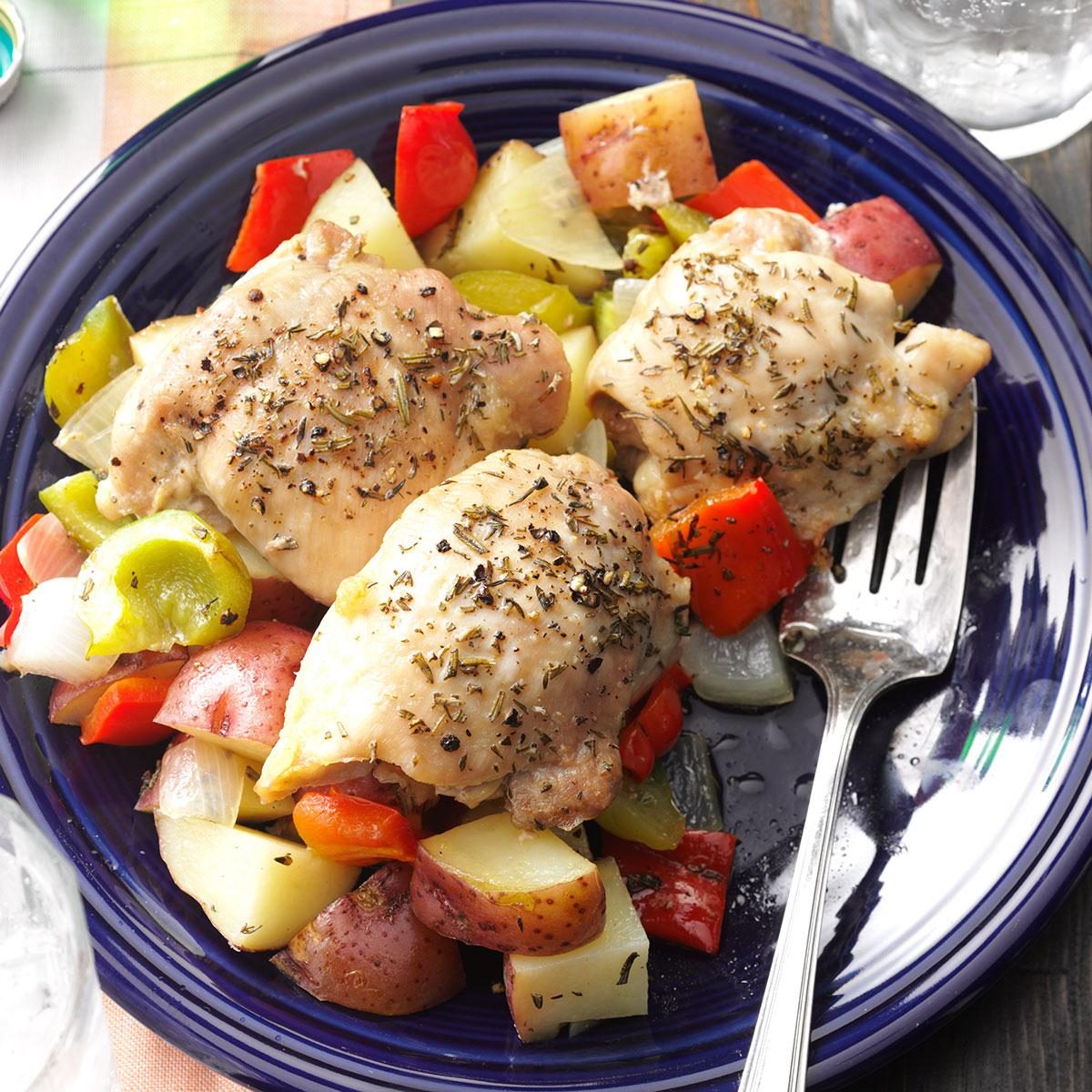 Roasted Chicken Thighs with Peppers & Potatoes Recipe: How to Make It