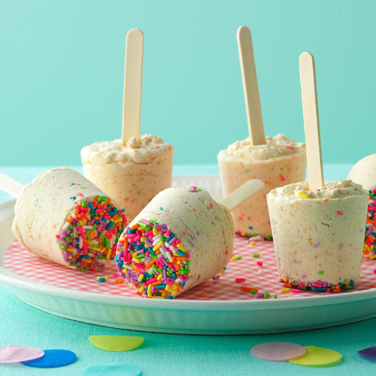 Ice Cream Cakesicles (Cake Pops) – Simplistically Living
