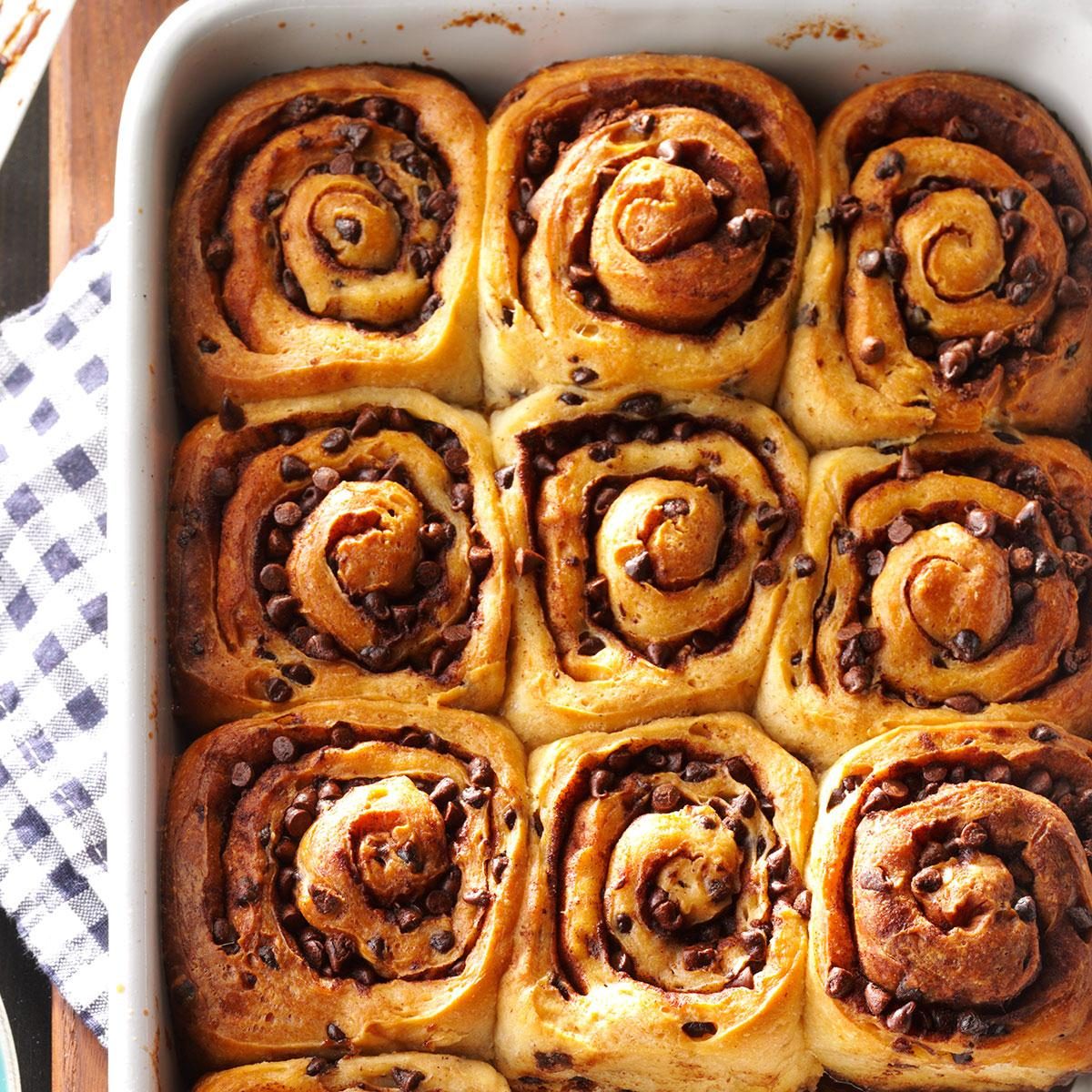 Chocolate Chip Caramel Rolls