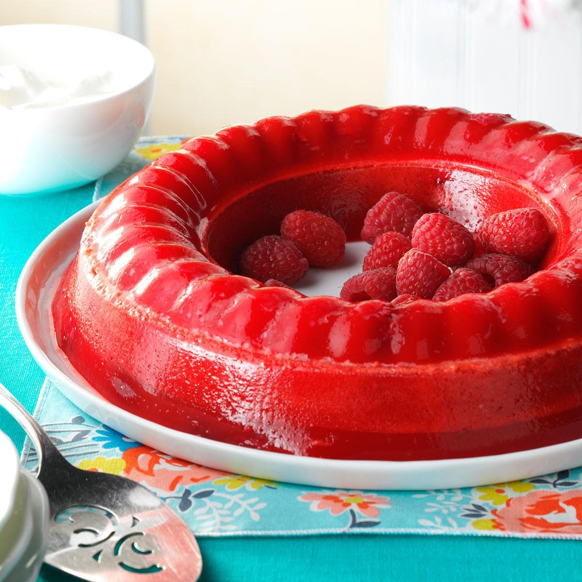 Berry Gelatin Mold Recipe: How to Make It