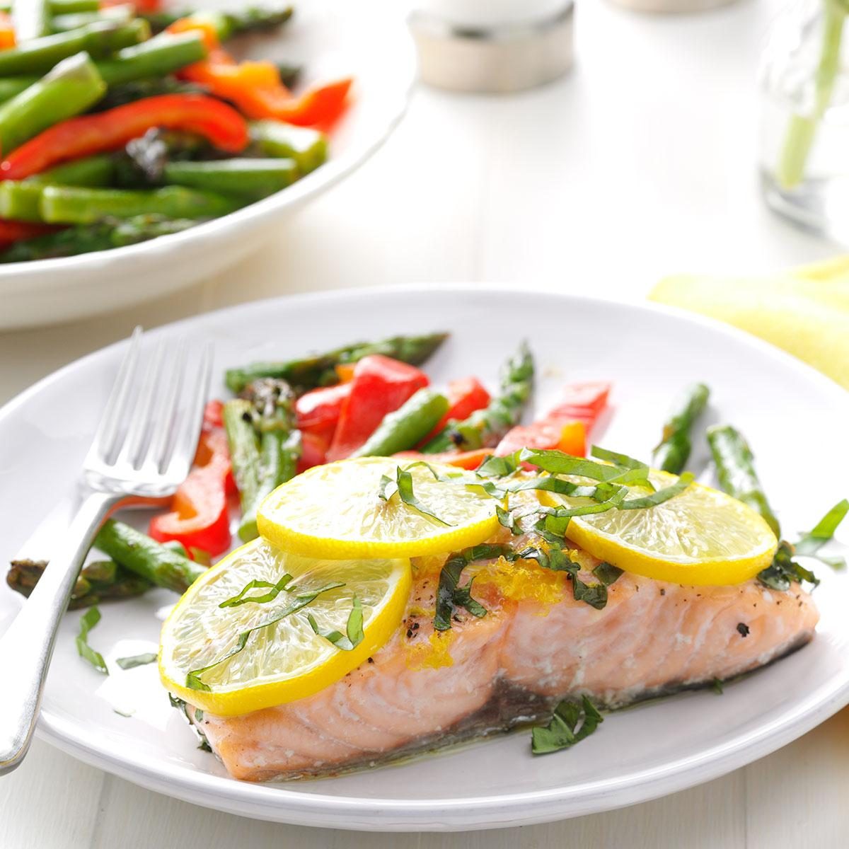 Lemon Salmon with Basil Recipe | Taste of Home