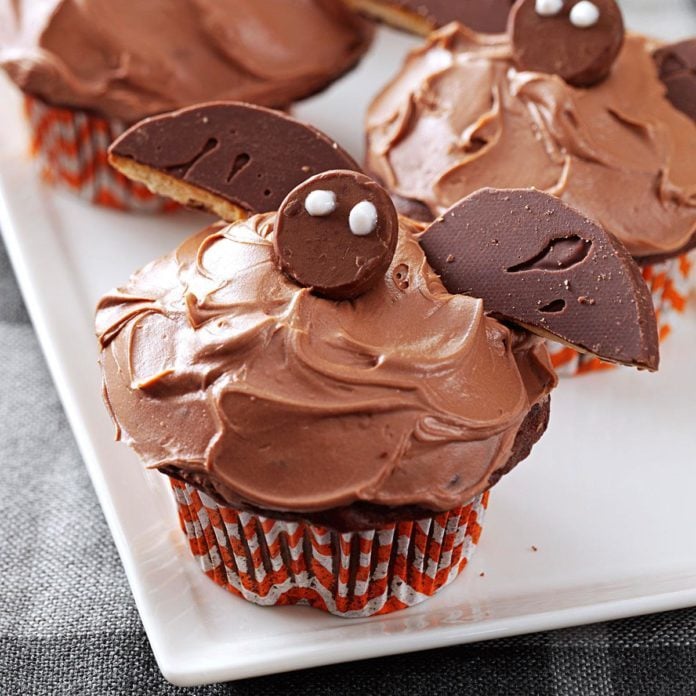 Bat Cupcakes