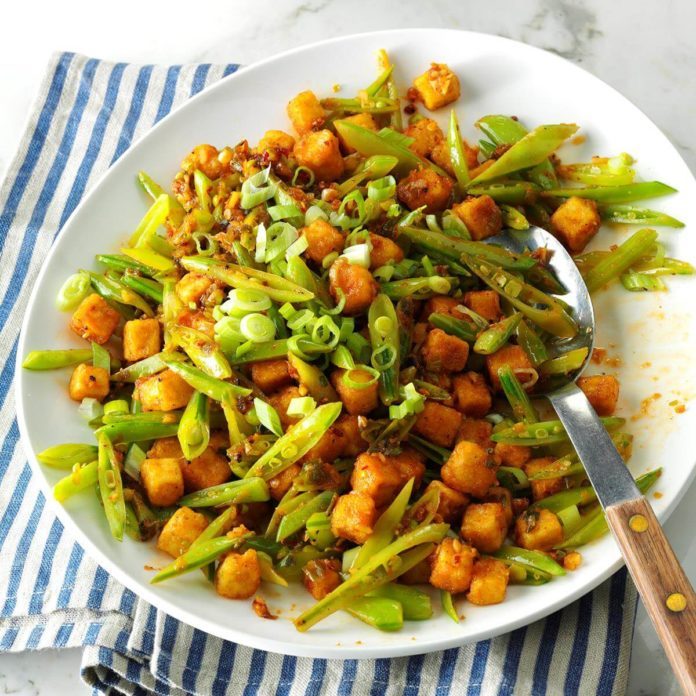 Crispy Tofu with Black Pepper Sauce