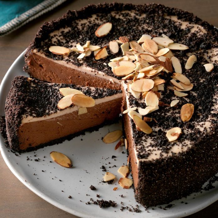 Double Chocolate Almond Cheesecake