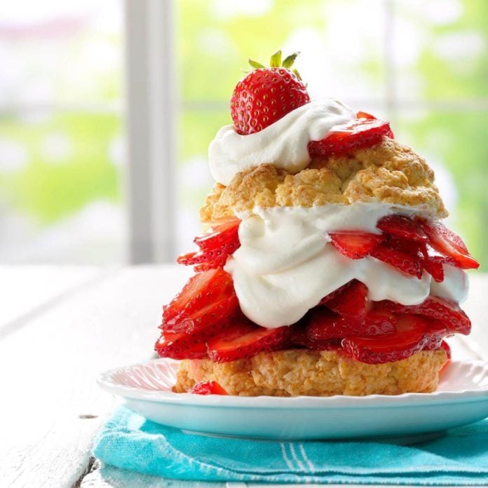 Grandma's Old-Fashioned Strawberry Shortcake