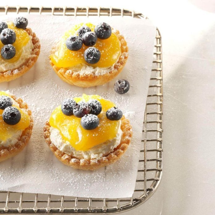 Lemon Cheesecake Tarts