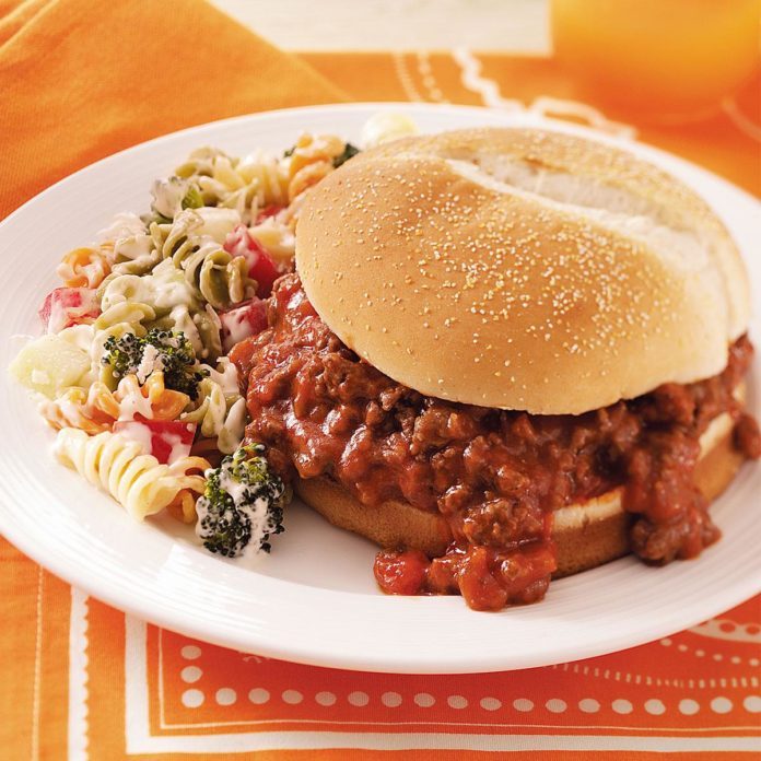 Easy Salsa Sloppy Joes