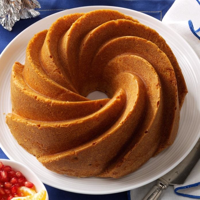 Fluted Lemon Cake with Fresh Fruit