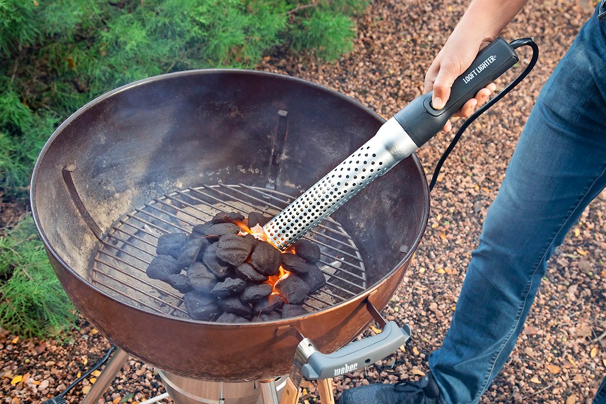 fysisk Grav Forskel How to Use a Charcoal Grill: Your Guide to Prep, Cooking and Storage