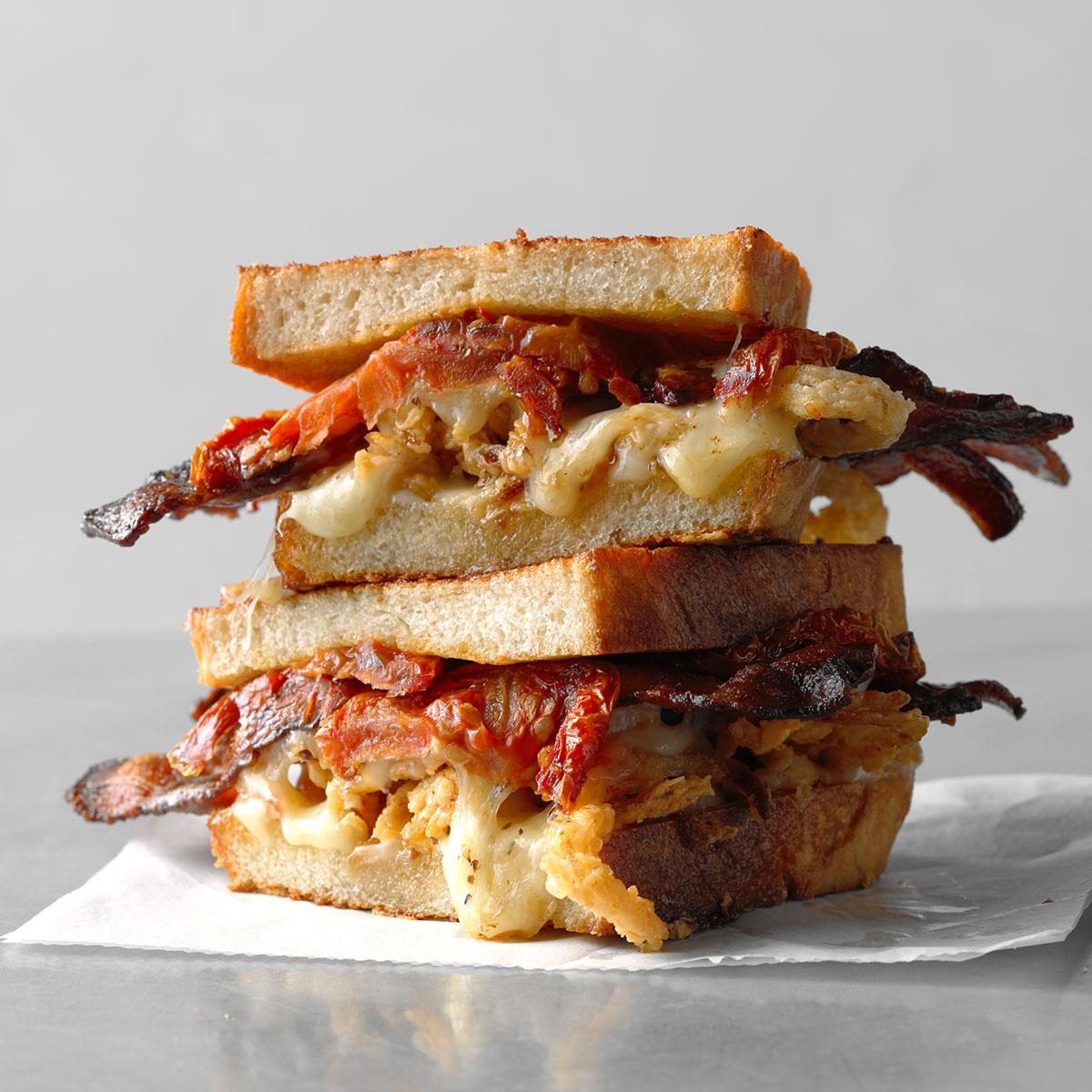 Grilled Cheese Bacon And Oven Dried Tomato Sandwich Exps Thso18 229395 D03 06 6b 5