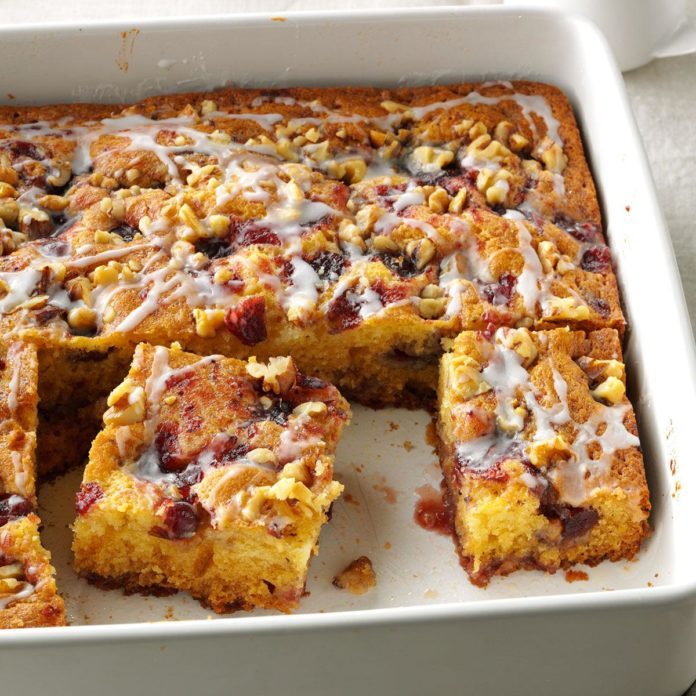 Pretty Cranberry Coffee Cake