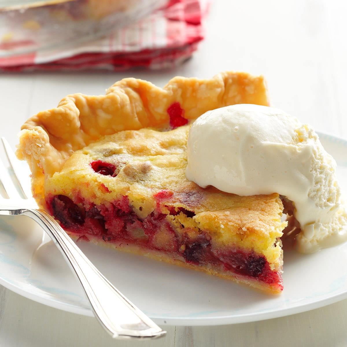 Cranberry and Walnut Pie