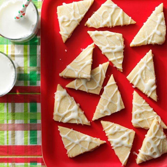 Lemon-on-Lemon Iced Cookies