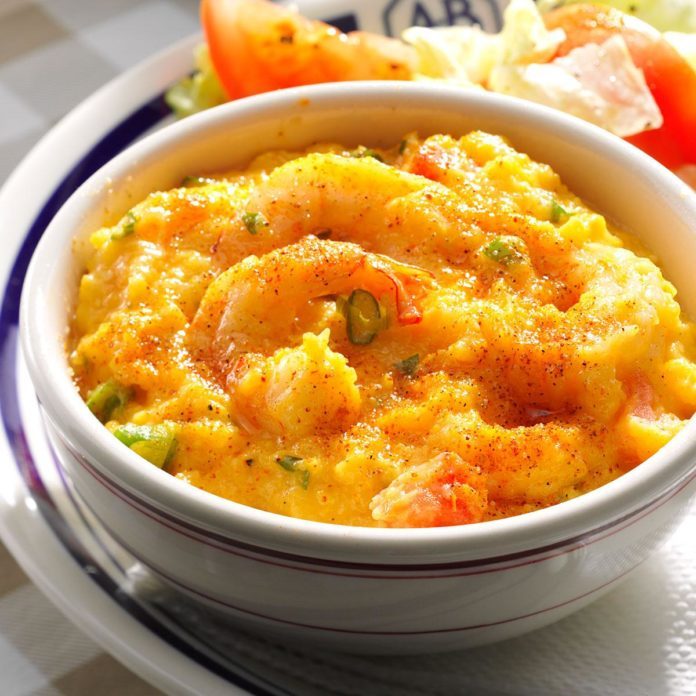 Carolina Shrimp & Cheddar Grits