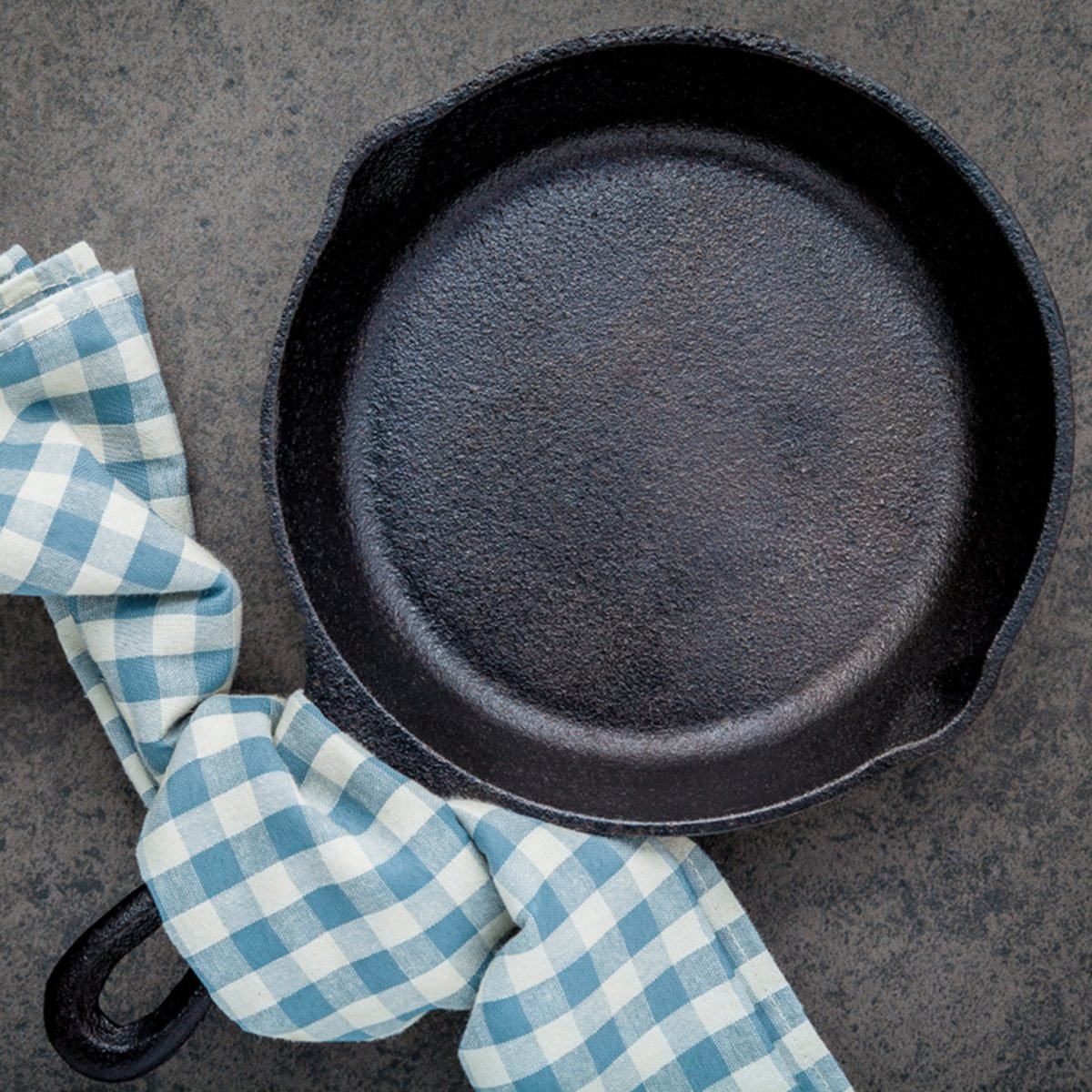 How To Season A Cast Iron Skillet Taste Of Home 