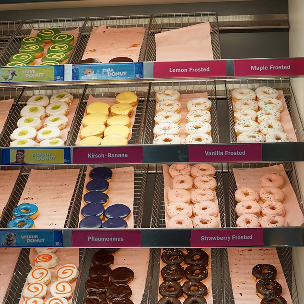 13 Surprising Things Dunkin' Donuts Employees Want You to Know