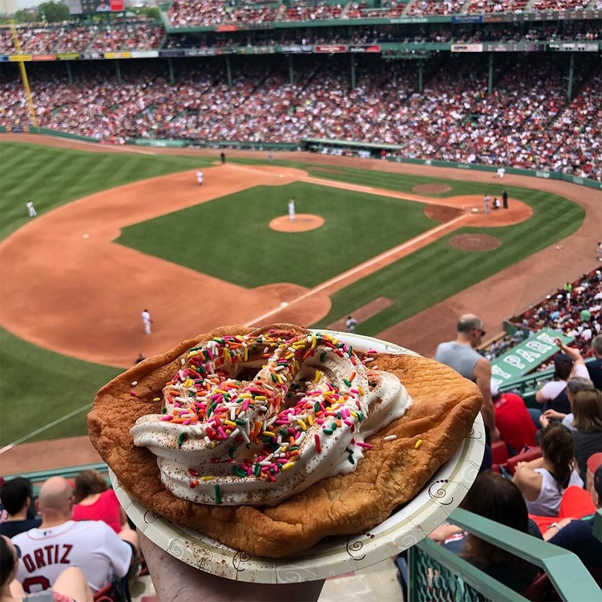 Best Baseball Stadium Food 2018 - Famous MLB Foods