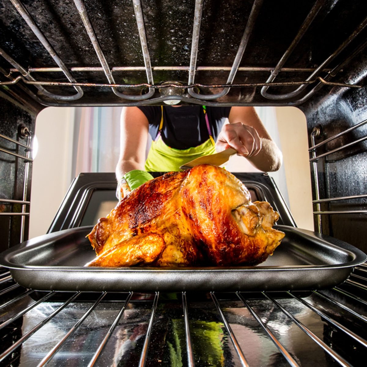 10 Mistakes You're Probably Making When Cooking a Turkey