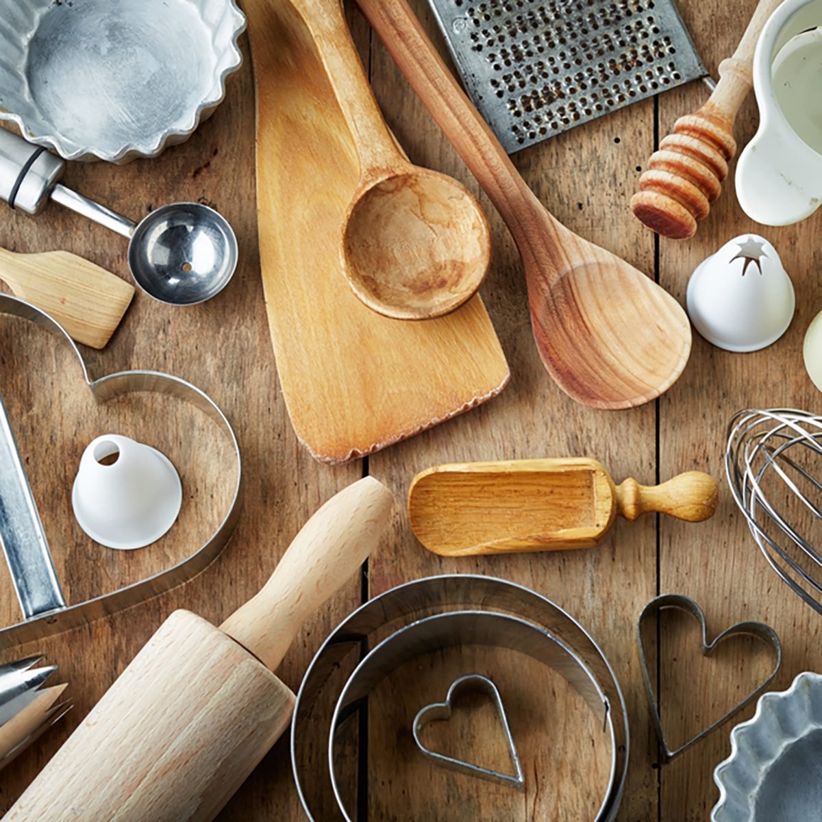 Minimalist Kitchen Essentials: My Go To Cooking Tools