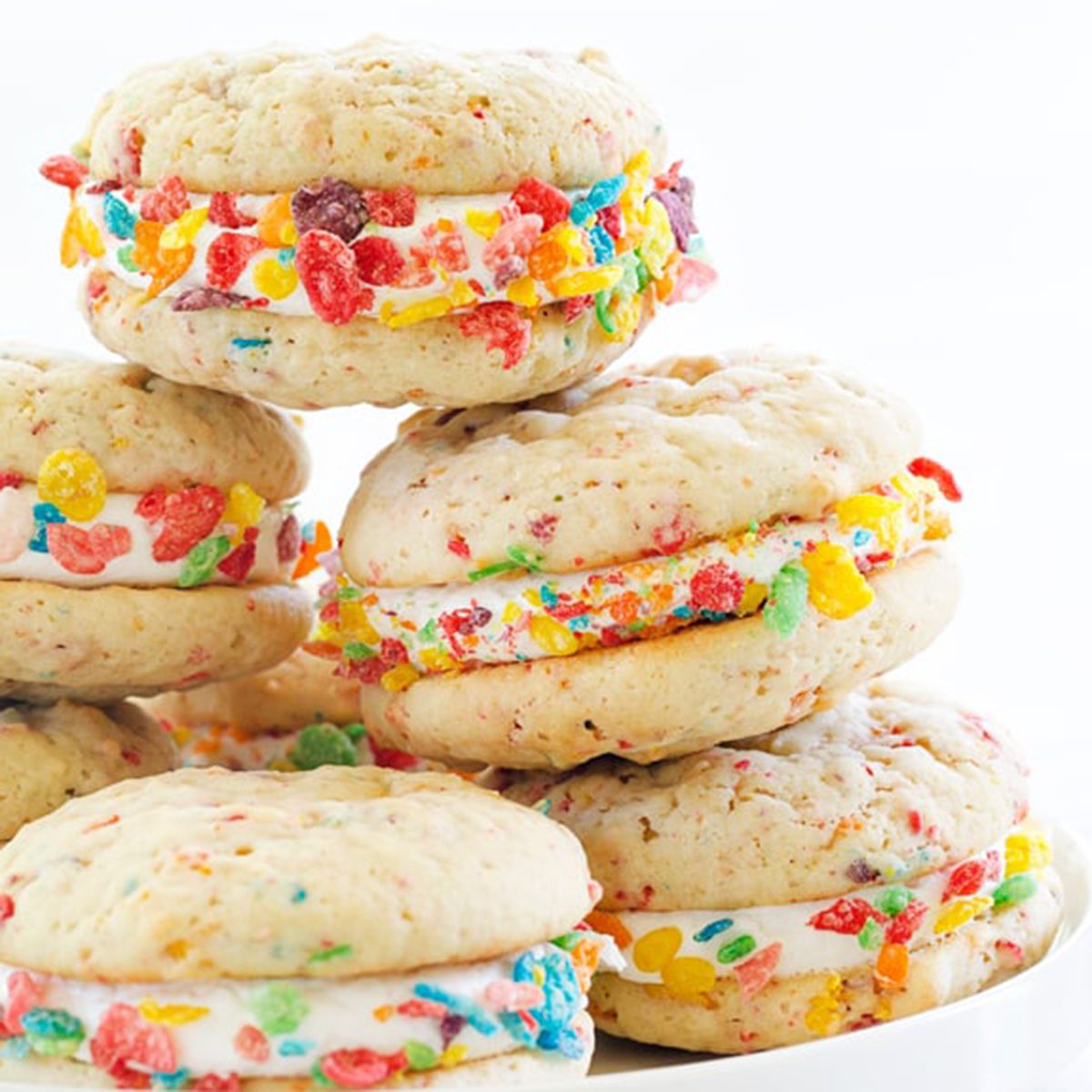 Fruity Pebbles Whoopie Pies