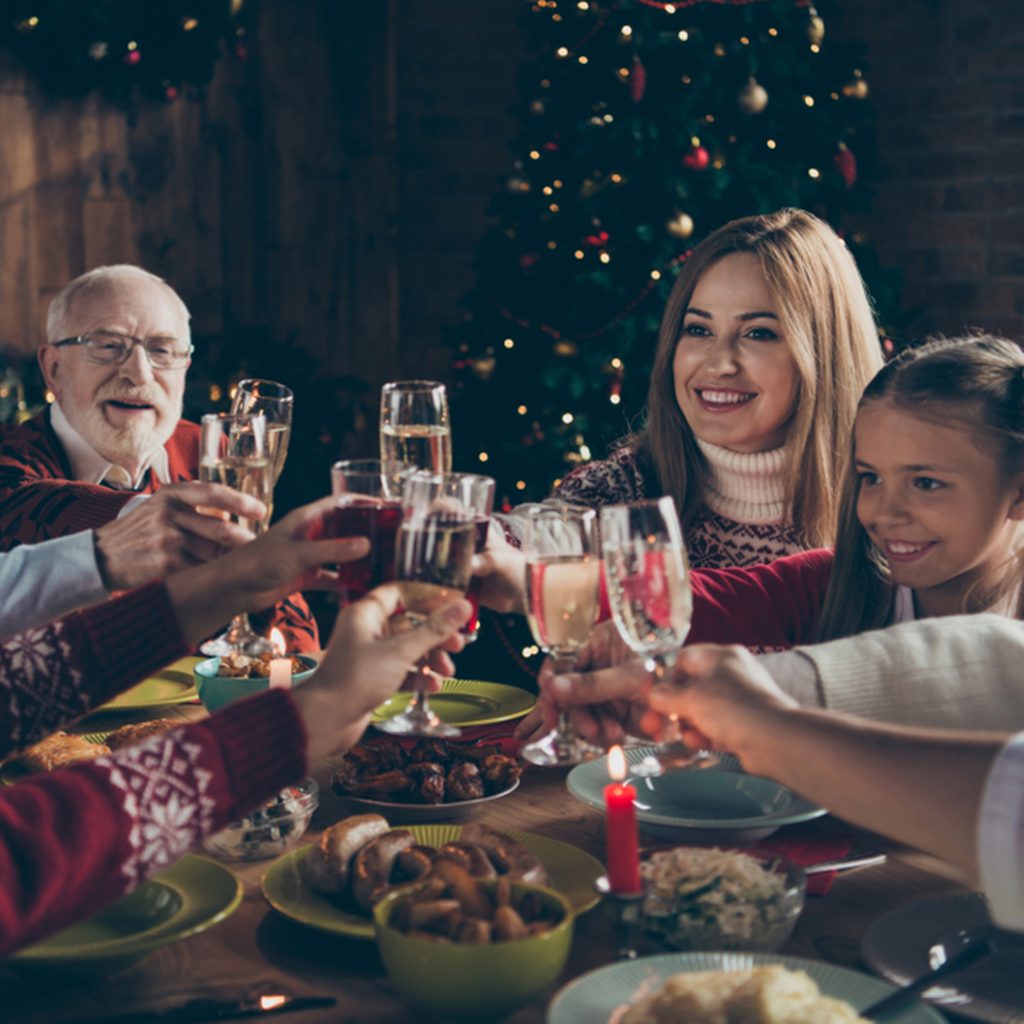 5 Things to Do on New Year’s Eve With Your Family | Taste of Home