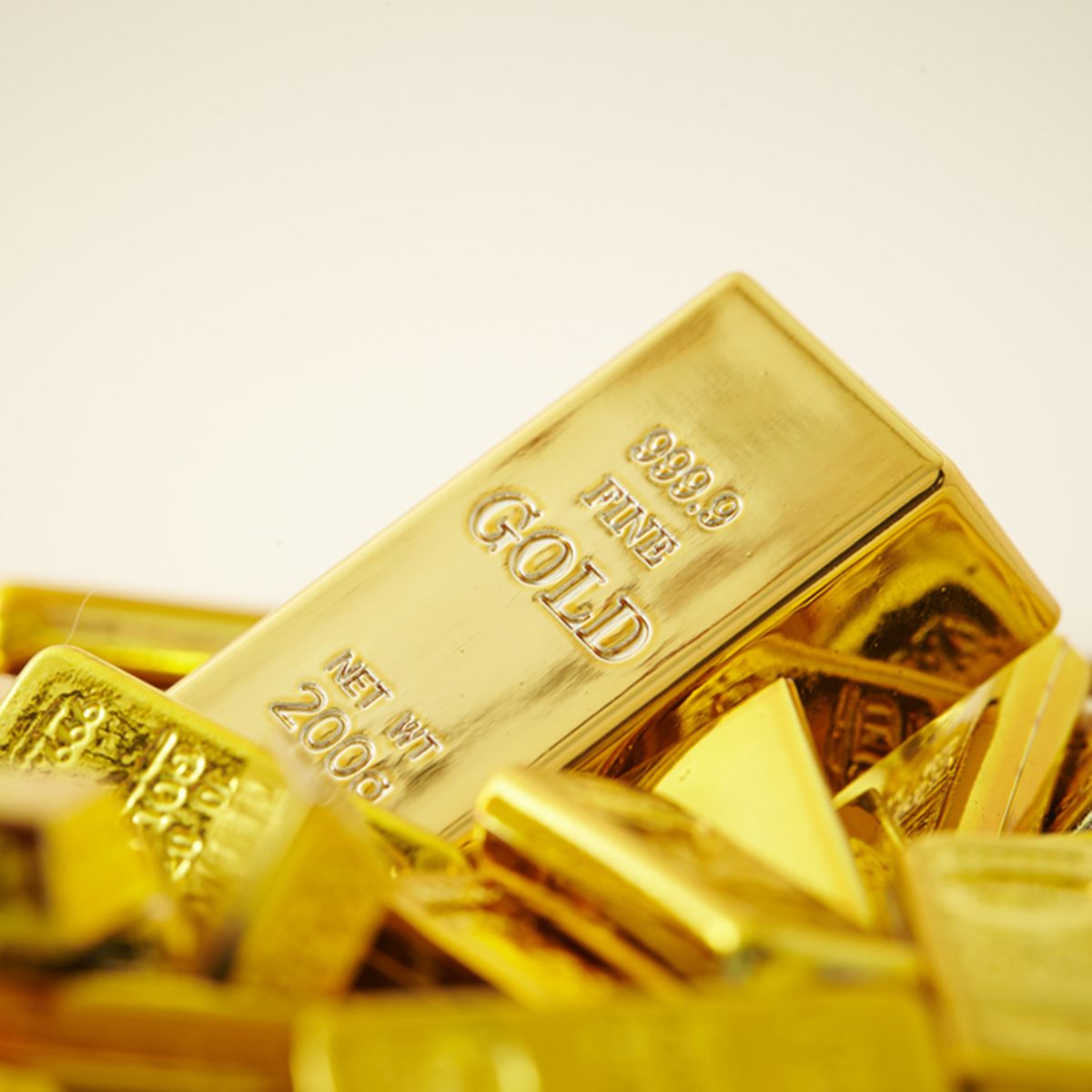 Gold bars; Shutterstock ID 452965849; Job (TFH, TOH, RD, BNB, CWM, CM): TOH