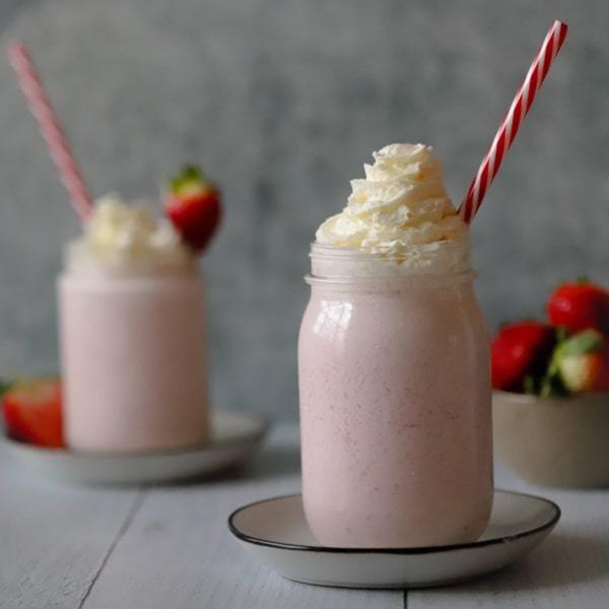 Keto Strawberry Cheesecake Shake