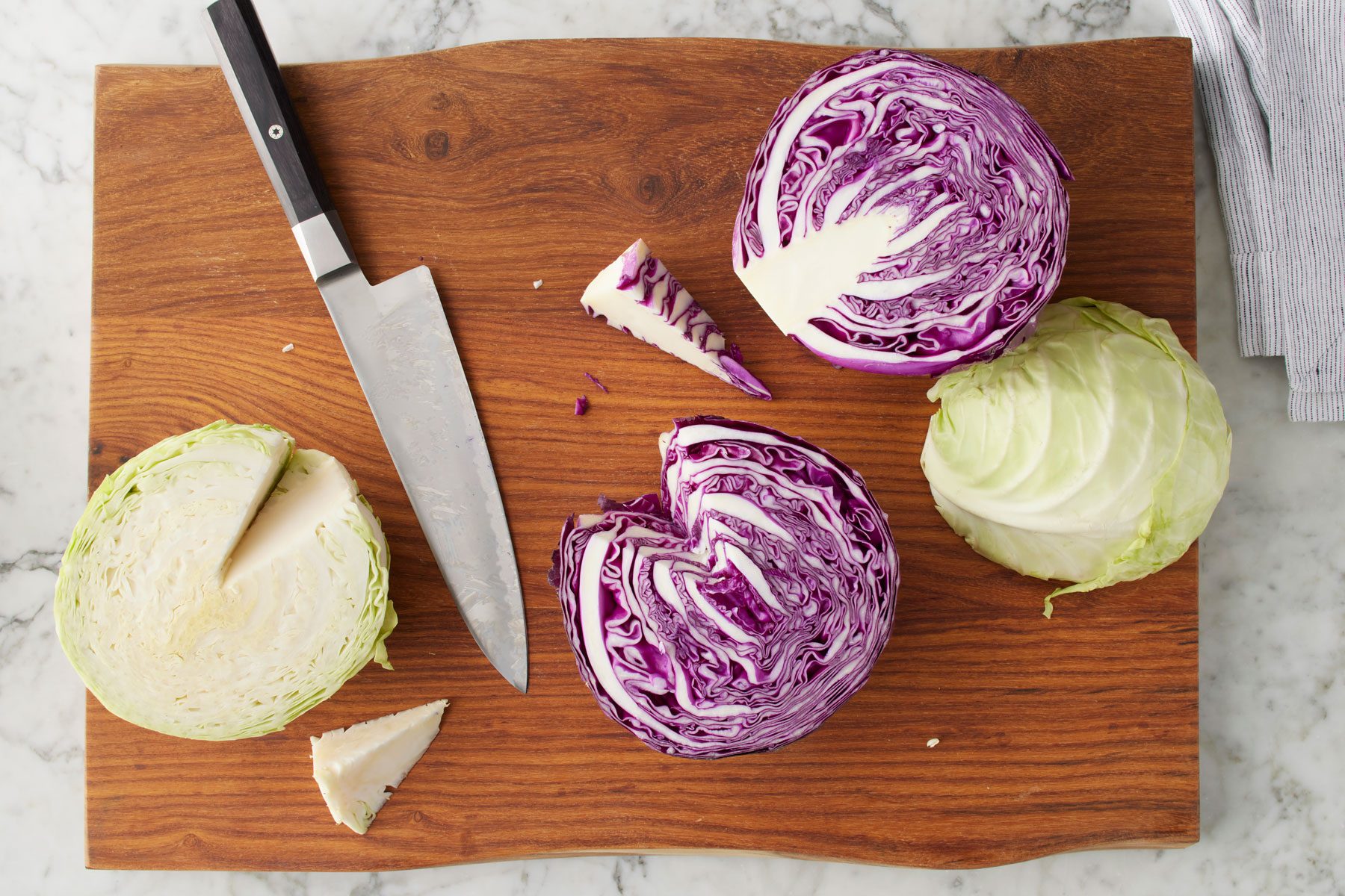 https://www.tasteofhome.com/wp-content/uploads/2019/04/How-to-Shred-Cabbage-TOHPL23_PU6186-_DR_03_02_09-prep-the-cabbage.jpg?fit=680%2C454