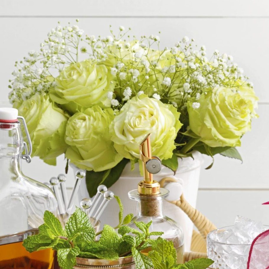 light green roses for kentucky derby party