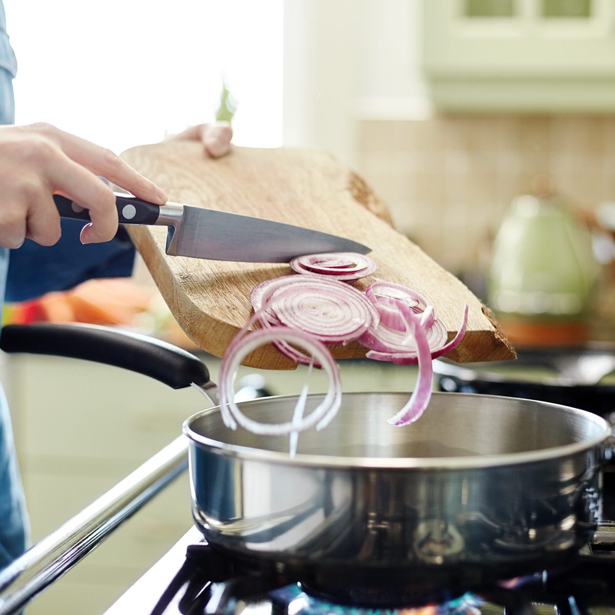 11 Tips You Need When Cooking With Stainless Steel