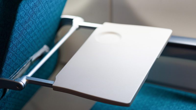 Tray Tables One Of Dirtiest Parts Of Airplanes, Say ...