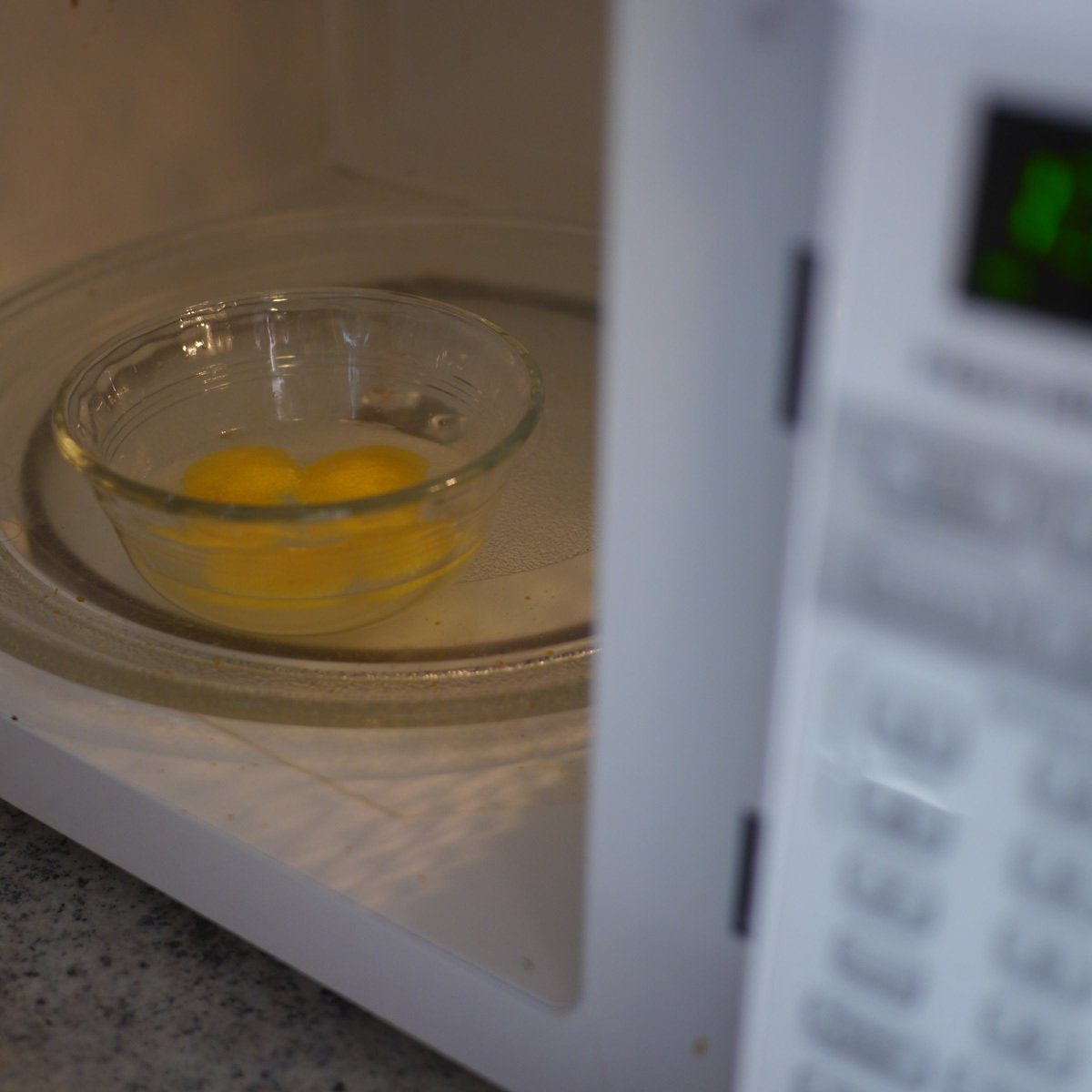 Egg yolks in microwave